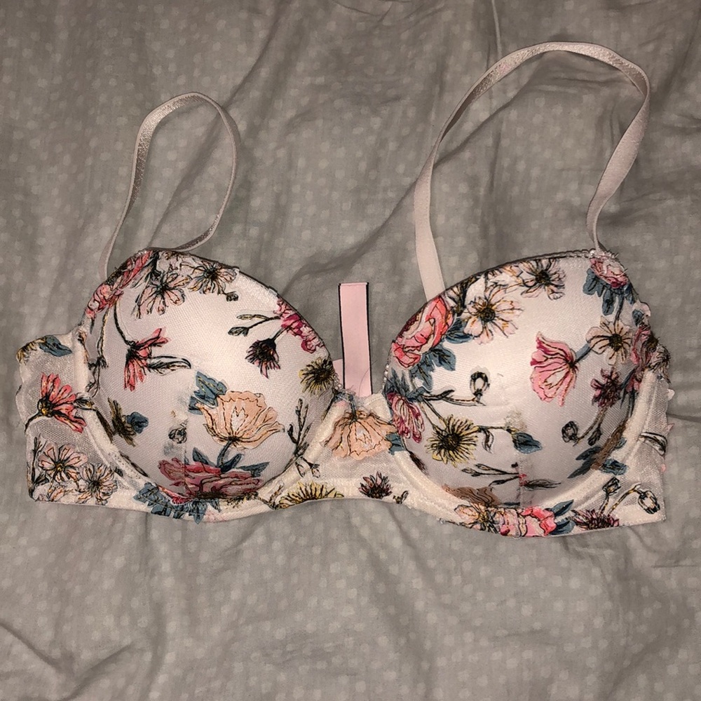 Victoria secret dream angels lined Demi bra